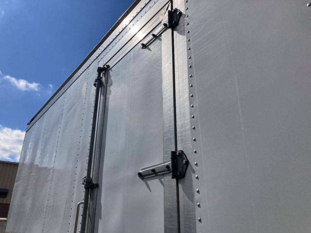 2014 Isuzu NPR Thermo-King T-680R Reefer Truck