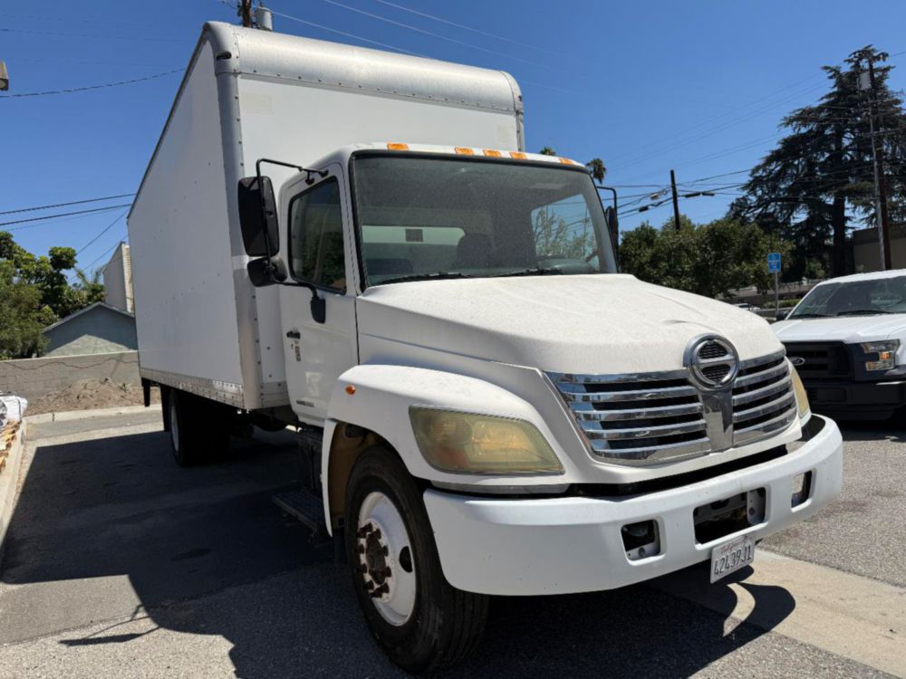 2007 Single Hino 268 Box Truck