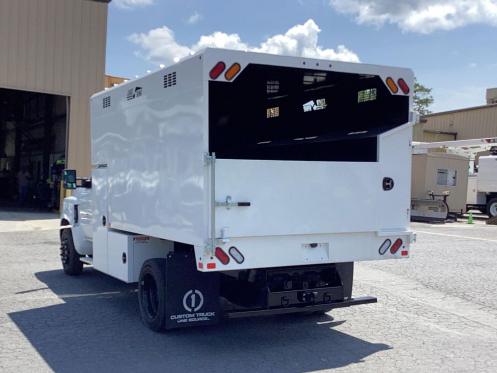 2023 Chevrolet 5500 4x2 Chipper Truck