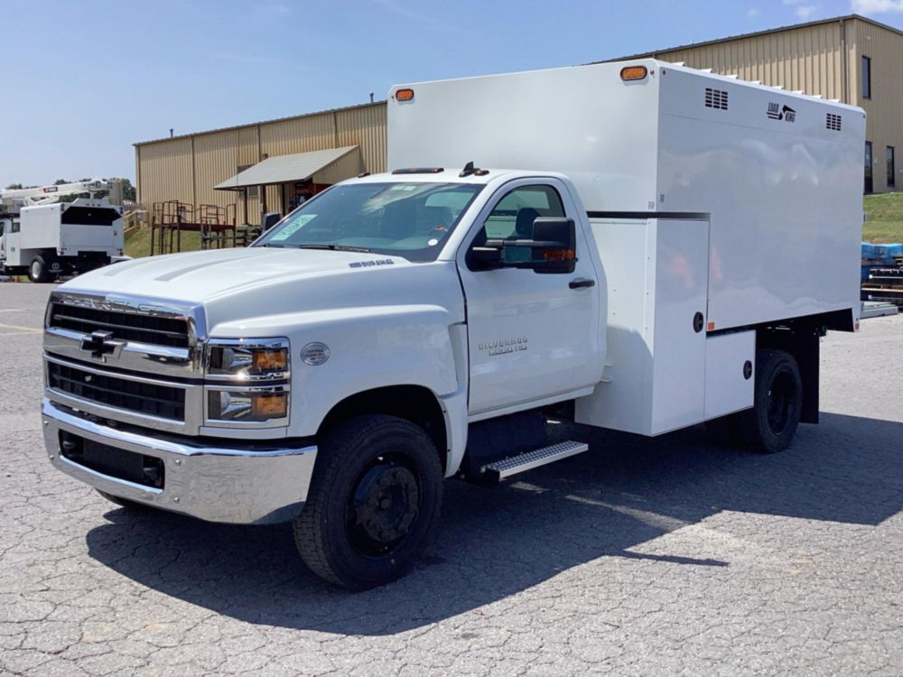 2023 Chevrolet 5500 4x2 Chipper Truck