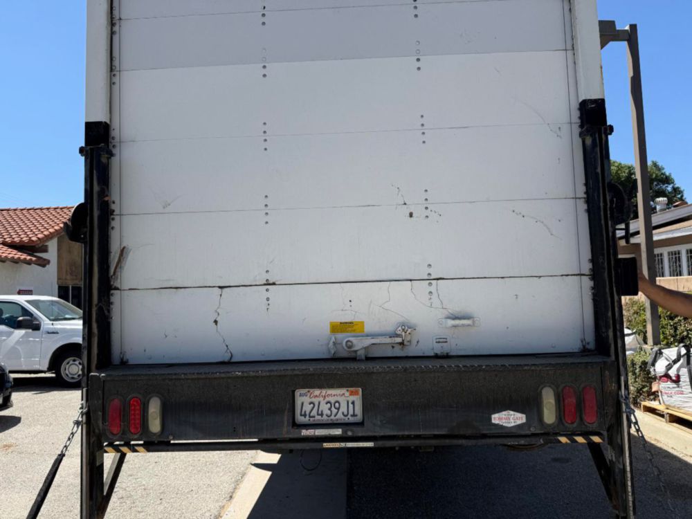 2007 Single Hino 268 Box Truck