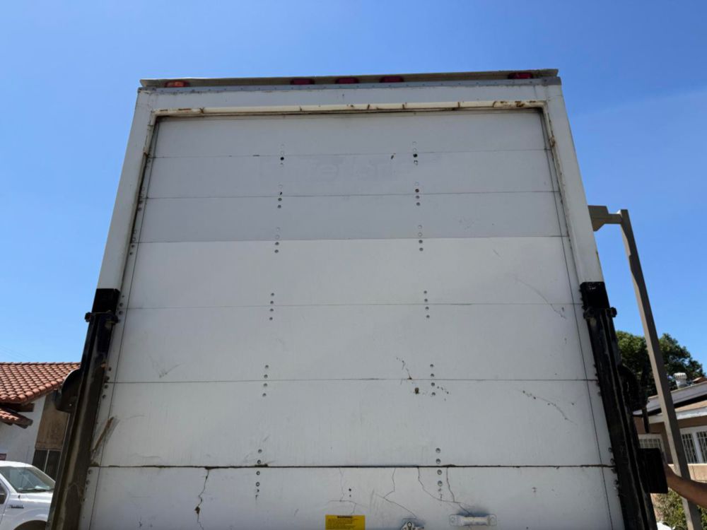 2007 Single Hino 268 Box Truck