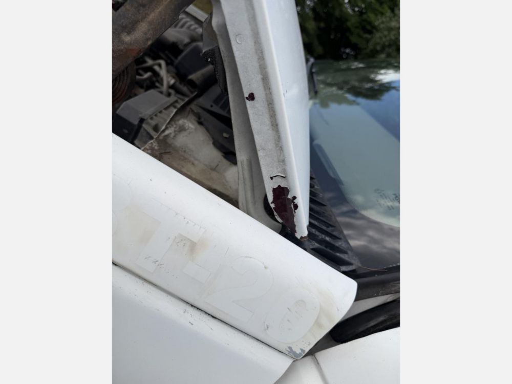 2000 GMC 3500 Versalift TEL-29N Versalift Bucket Truck