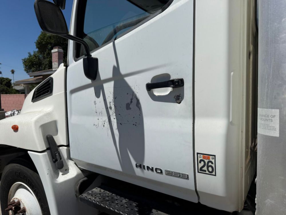2007 Single Hino 268 Box Truck