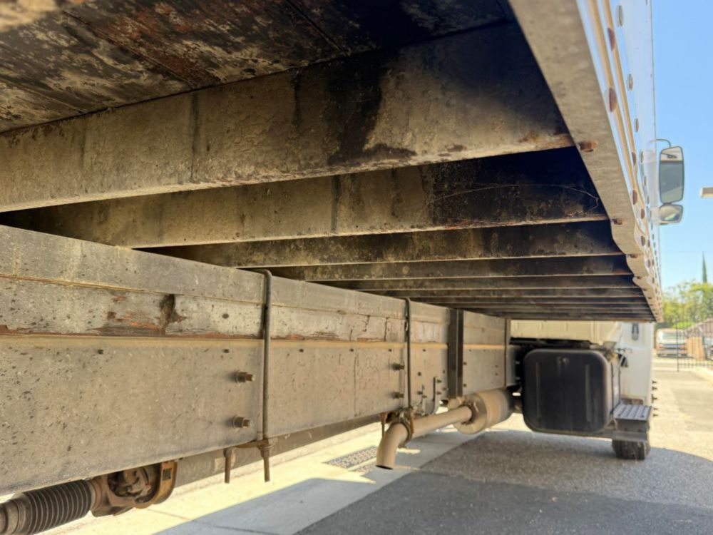 2007 Single Hino 268 Box Truck