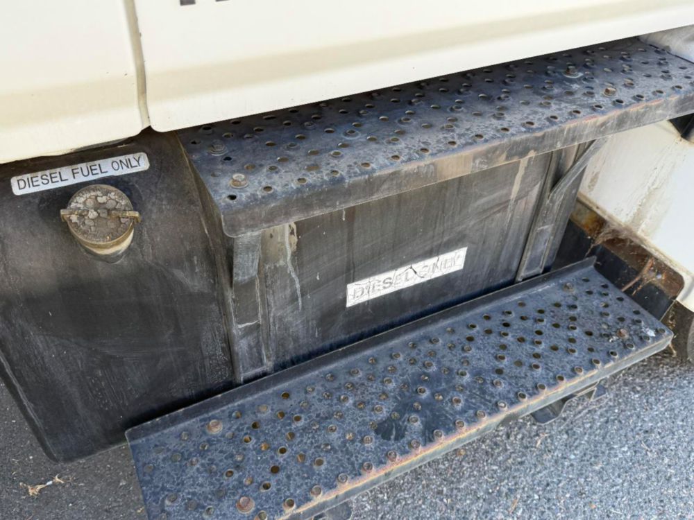 2007 Single Hino 268 Box Truck