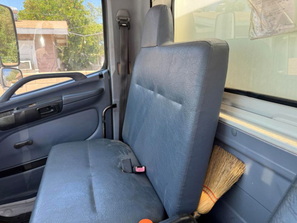 2007 Single Hino 268 Box Truck