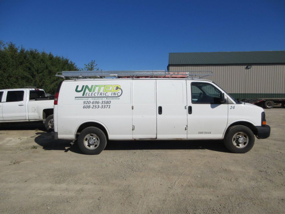 2015 Chevrolet Express 2500 Cargo Van