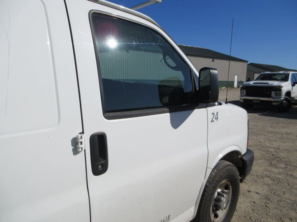 2015 Chevrolet Express 2500 Cargo Van