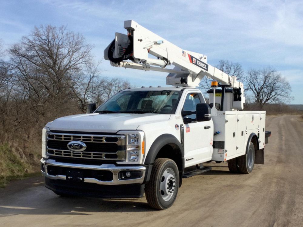 2024 Ford F550 4x4 Terex Utilities LT40 Bucket Truck