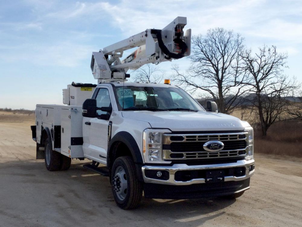 2024 Ford F550 4x4 Terex Utilities LT40 Bucket Truck