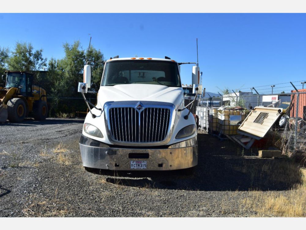 2010 Int'l Prostar Tri-Axle Dump Truck
