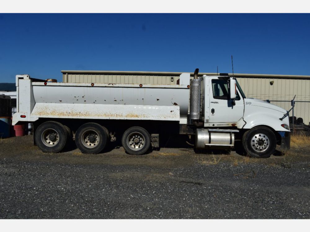 2010 Int'l Prostar Tri-Axle Dump Truck