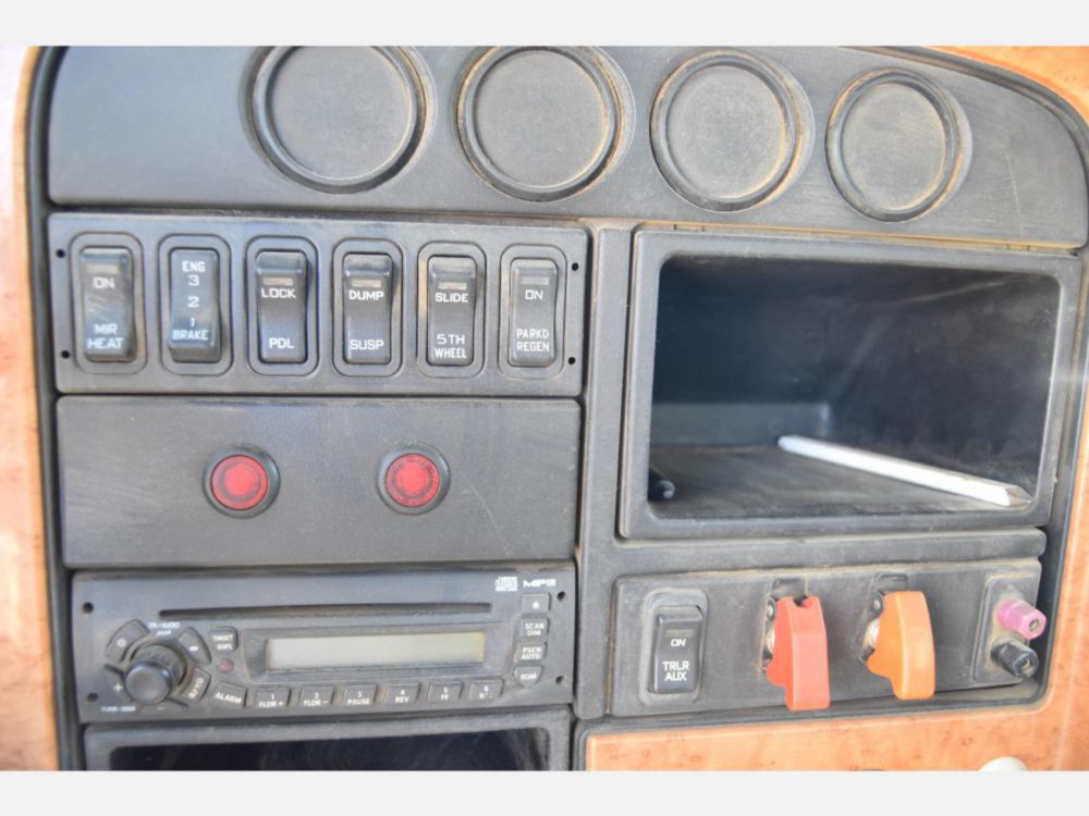 2010 Int'l Prostar Tri-Axle Dump Truck