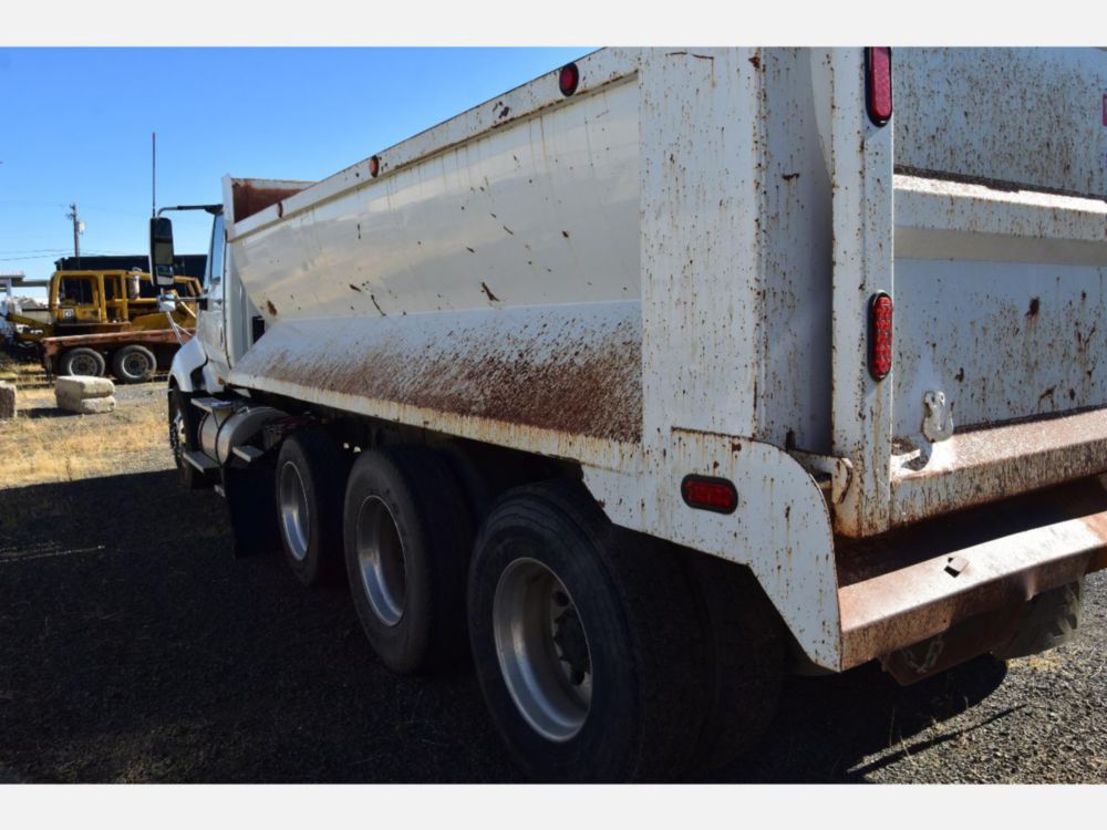 2010 Int'l Prostar Tri-Axle Dump Truck