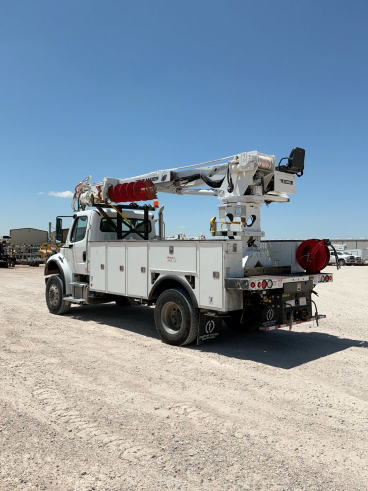 2019 Freightliner M2106 4x4 Terex C4047 Digger Derrick