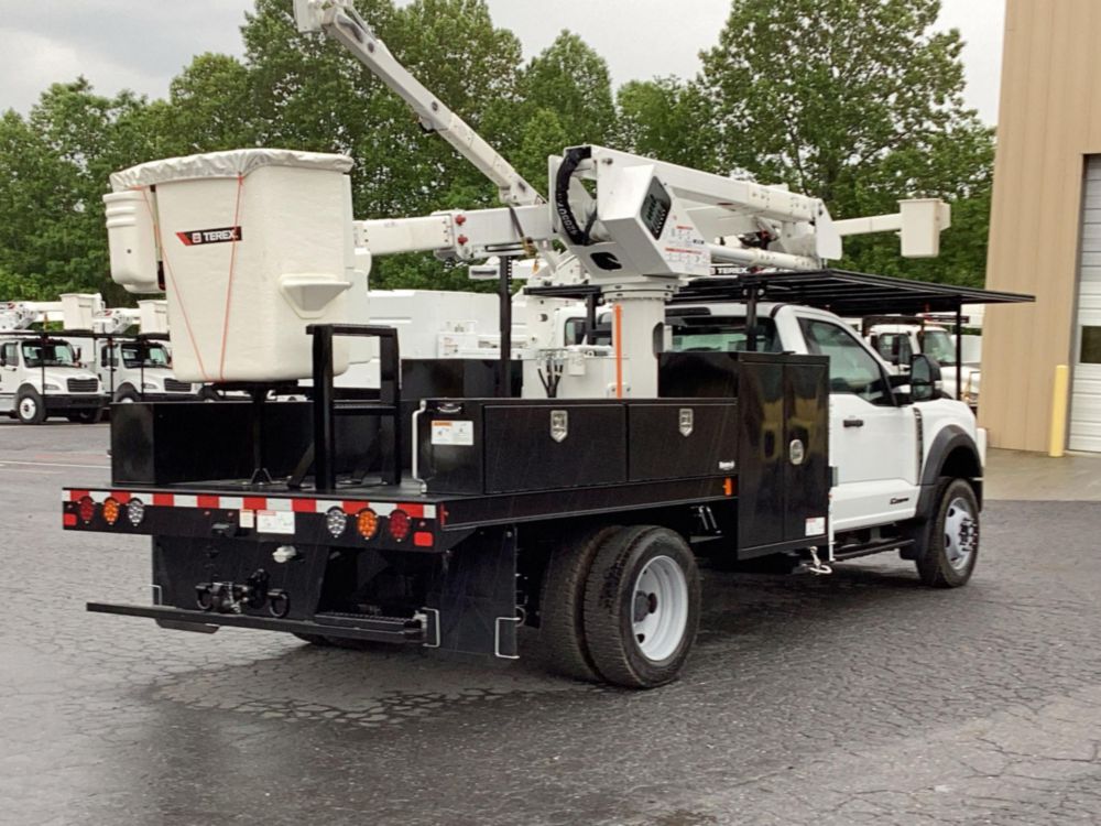 2026 Ford F550 4x4 Terex Utilities LT40-RM Bucket Truck