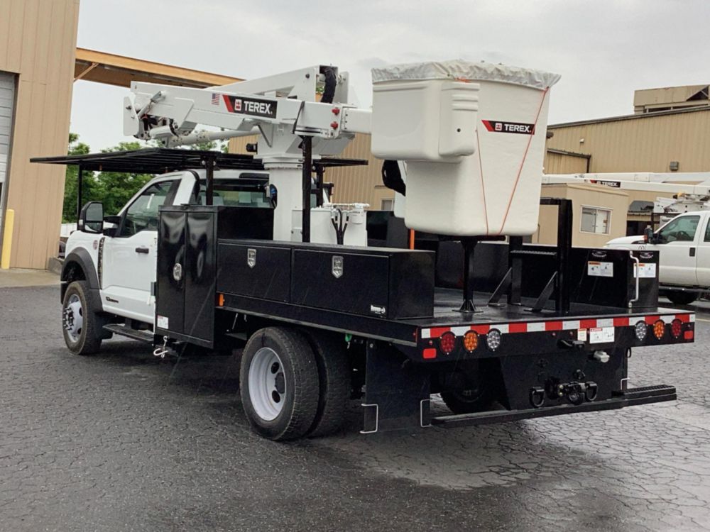 2026 Ford F550 4x4 Terex Utilities LT40-RM Bucket Truck