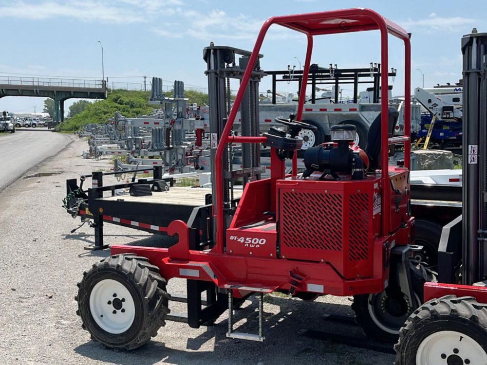 2024 Navigator DT4500 AWD Truck Mount Forklift 
