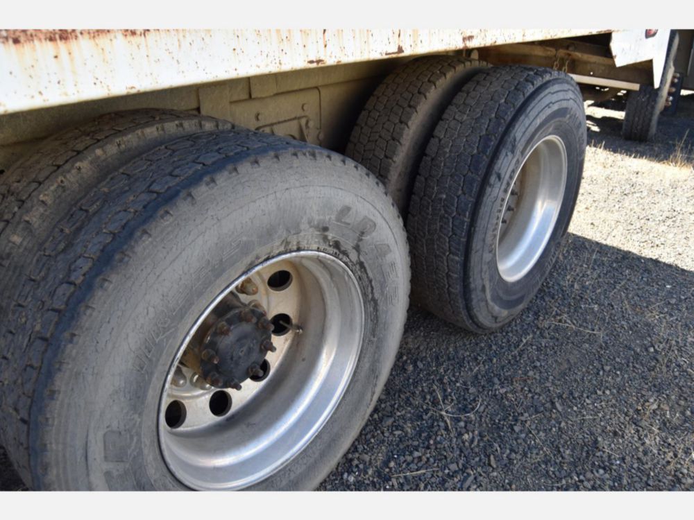 2010 Int'l Prostar Tri-Axle Dump Truck