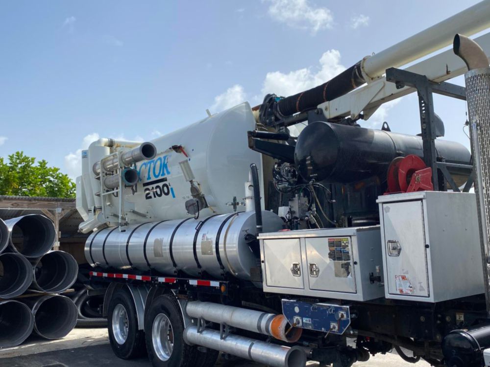 2023 Kenworth T-880 Vactor 2115P-16 Sewer Cleaner Hydro Excavator