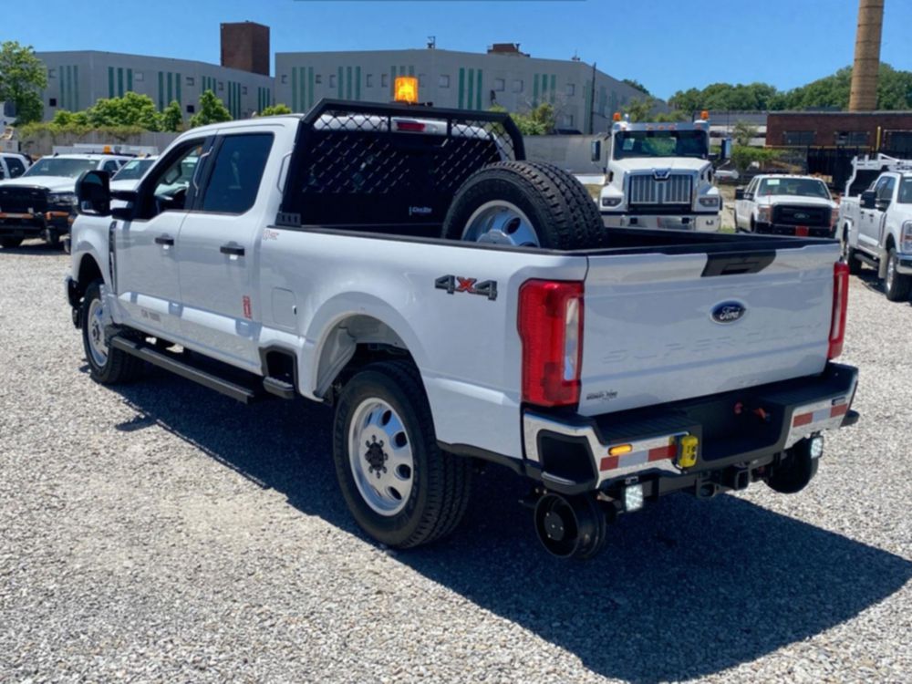 2023 Ford F250 4x4 Hi-Rail Pickup Truck
