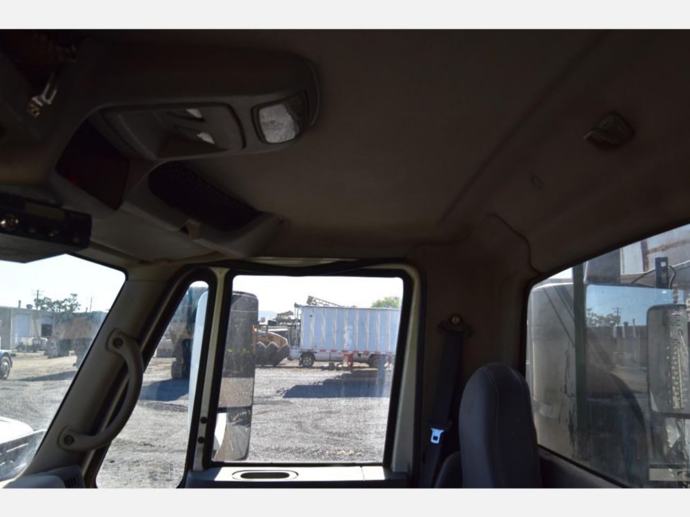 2010 Int'l Prostar Tri-Axle Dump Truck