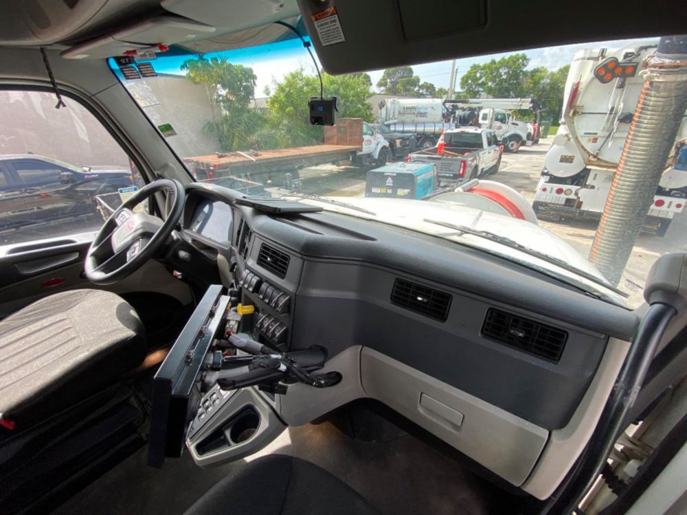 2023 Kenworth T-880 Vactor 2115P-16 Sewer Cleaner Hydro Excavator