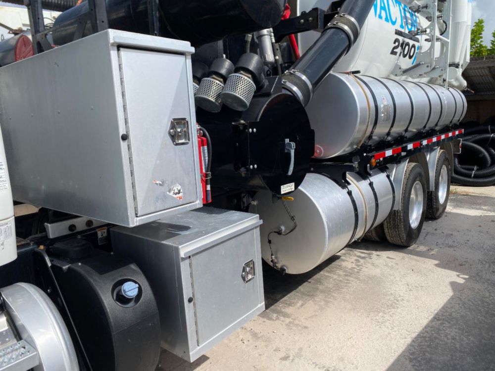 2023 Kenworth T-880 Vactor 2115P-16 Sewer Cleaner Hydro Excavator
