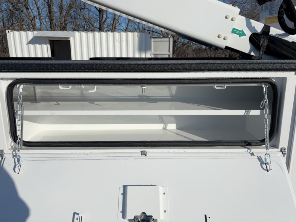 2026 Ford F550 4x4 Versalift VST-40-MHI Bucket Truck