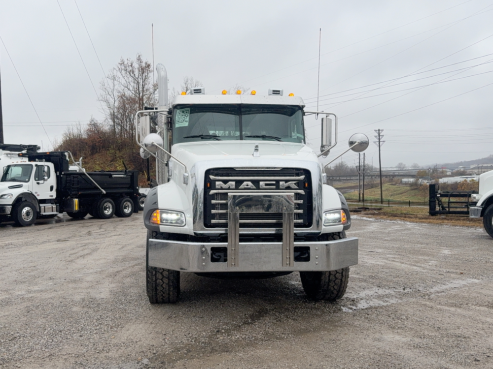 2026 Mack GR64BR 8x4 Galbreath U75-OR-174 Roll-Off Truck