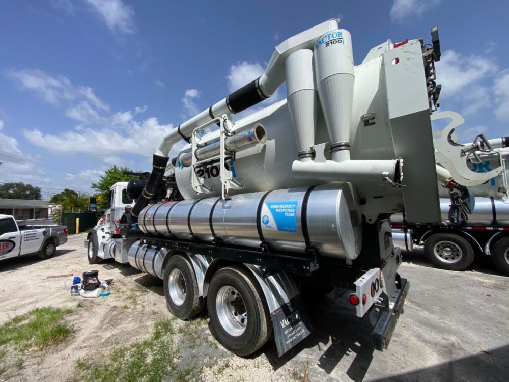 2023 Kenworth T-880 Vactor 2115P-16 Sewer Cleaner Hydro Excavator