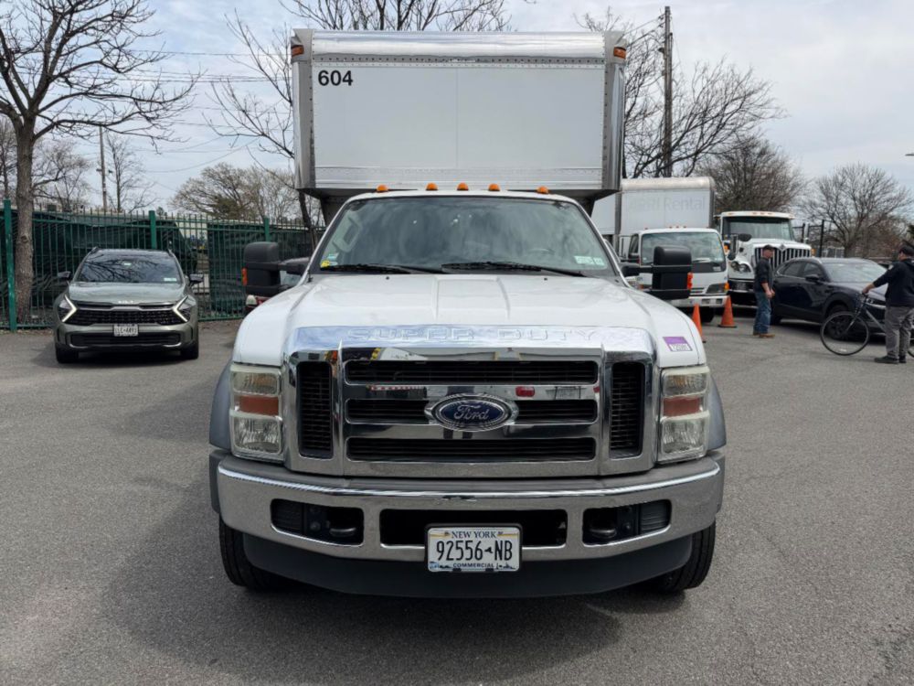 2009 Ford Crew Cab F-550 Box Truck