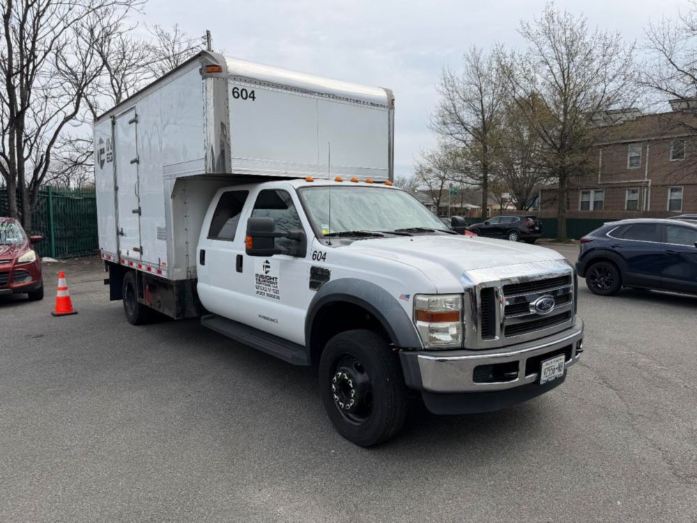 2009 Ford Crew Cab F-550 Box Truck