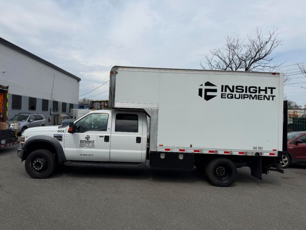 2009 Ford Crew Cab F-550 Box Truck