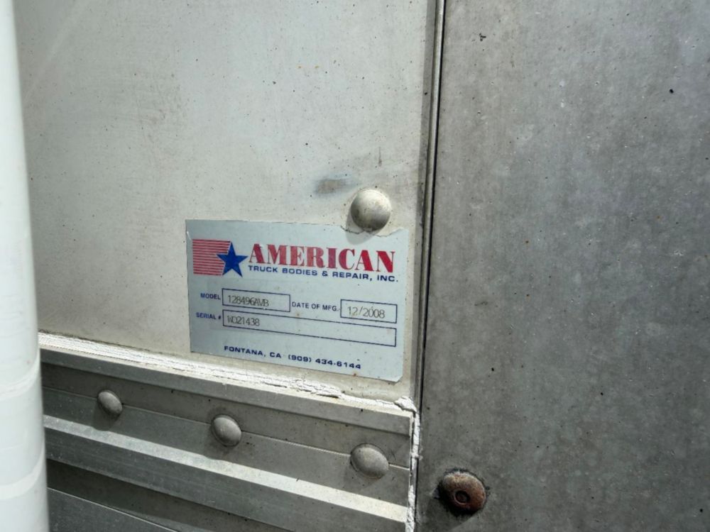 2009 Ford Crew Cab F-550 Box Truck