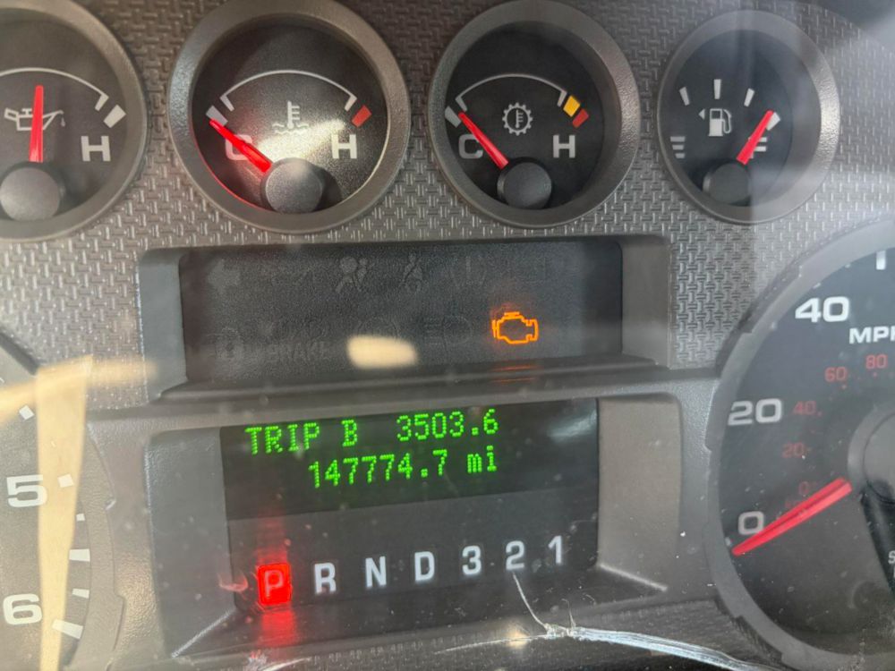 2009 Ford Crew Cab F-550 Box Truck