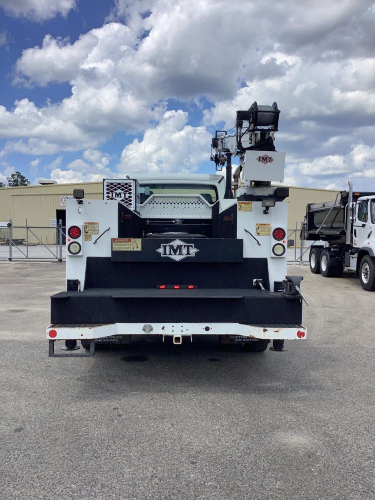 2013 Freightliner M2106 4x2 IMT DOM2S3 Service Truck With Crane