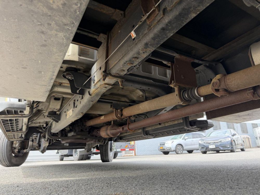 2009 Ford Crew Cab F-550 Box Truck