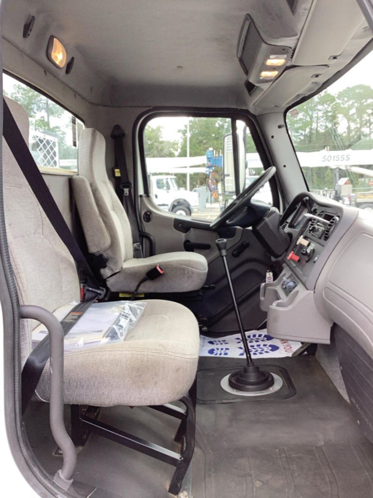 2013 Freightliner M2106 4x2 IMT DOM2S3 Service Truck With Crane