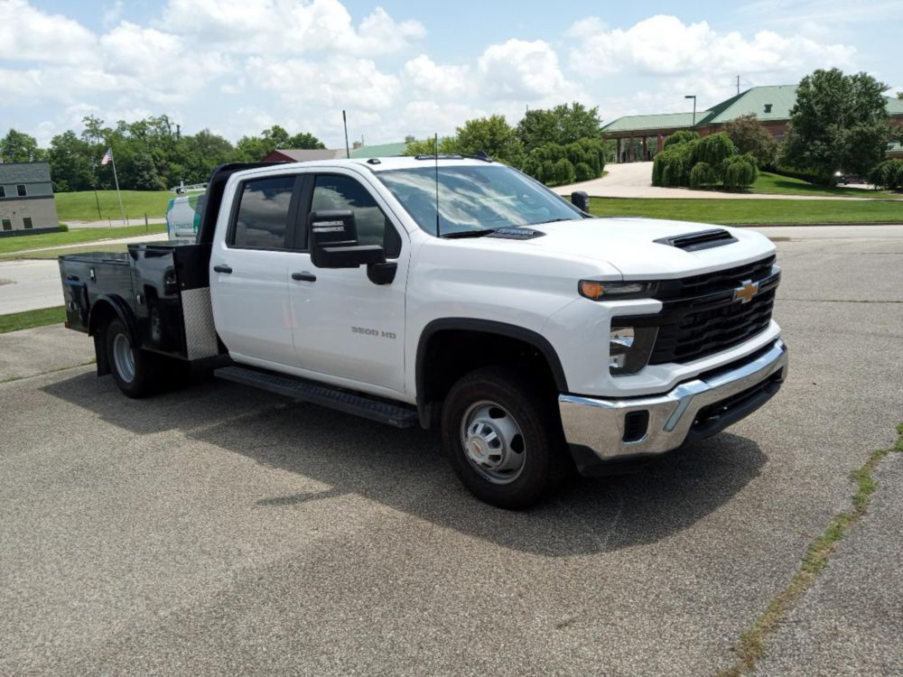 2024 Chevrolet Silverado Crew Cab 3500HD Flatbed Truck