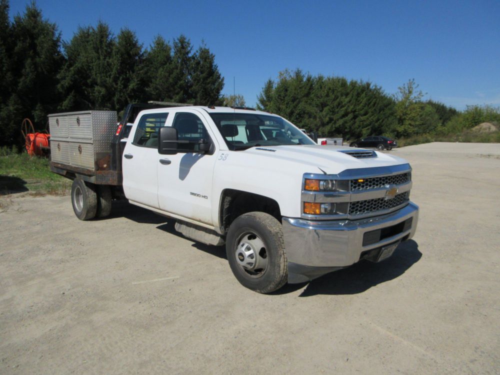 2019 Chevrolet Silverado 2500 4x4 Diesel Flat Bed Truck