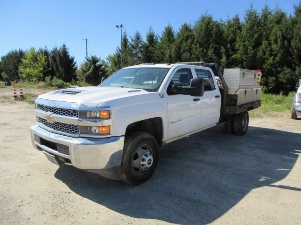 2019 Chevrolet Silverado 2500 4x4 Diesel Flat Bed Truck