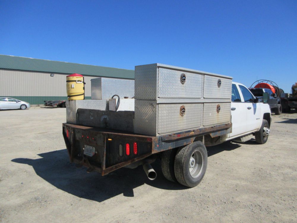 2019 Chevrolet Silverado 2500 4x4 Diesel Flat Bed Truck