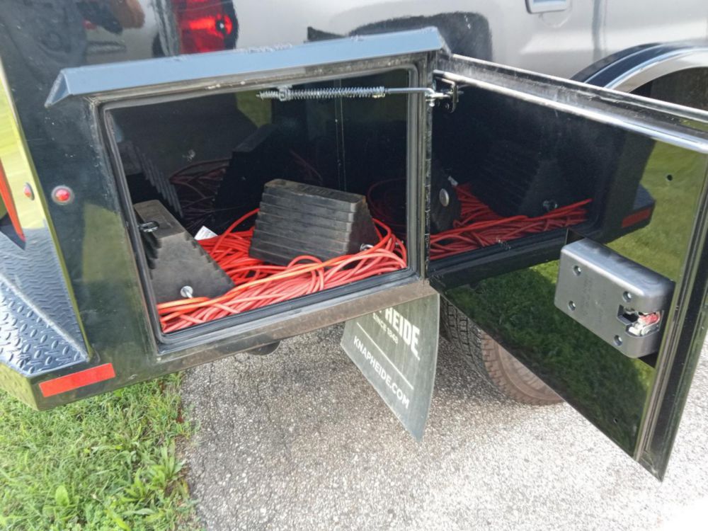 2024 Chevrolet Silverado Crew Cab 3500HD Flatbed Truck