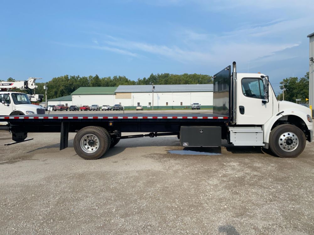 2024 Freightliner M2106 4x2 Flatbed Truck