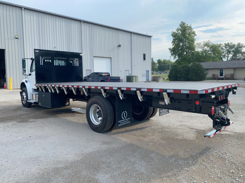 2024 Freightliner M2106 4x2 Flatbed Truck