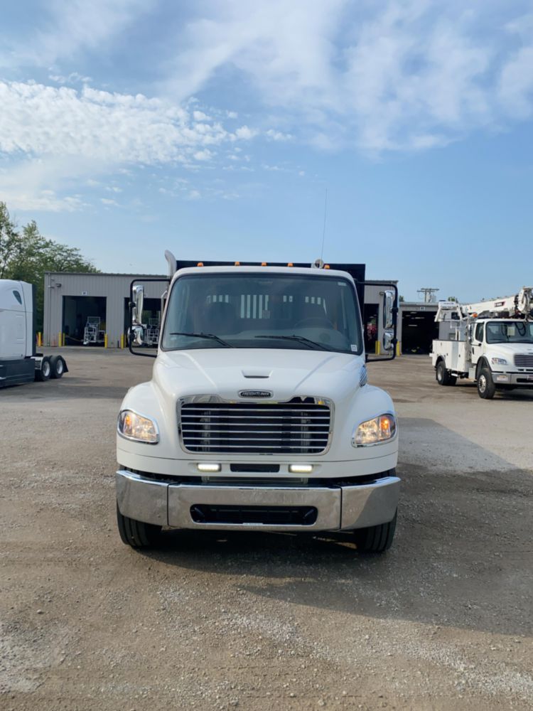 2024 Freightliner M2106 4x2 Flatbed Truck