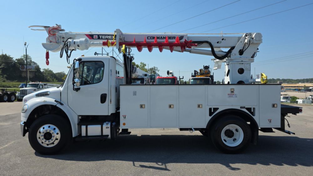 2019 Freightliner M2106 4x2 Terex C4047 Digger Derrick