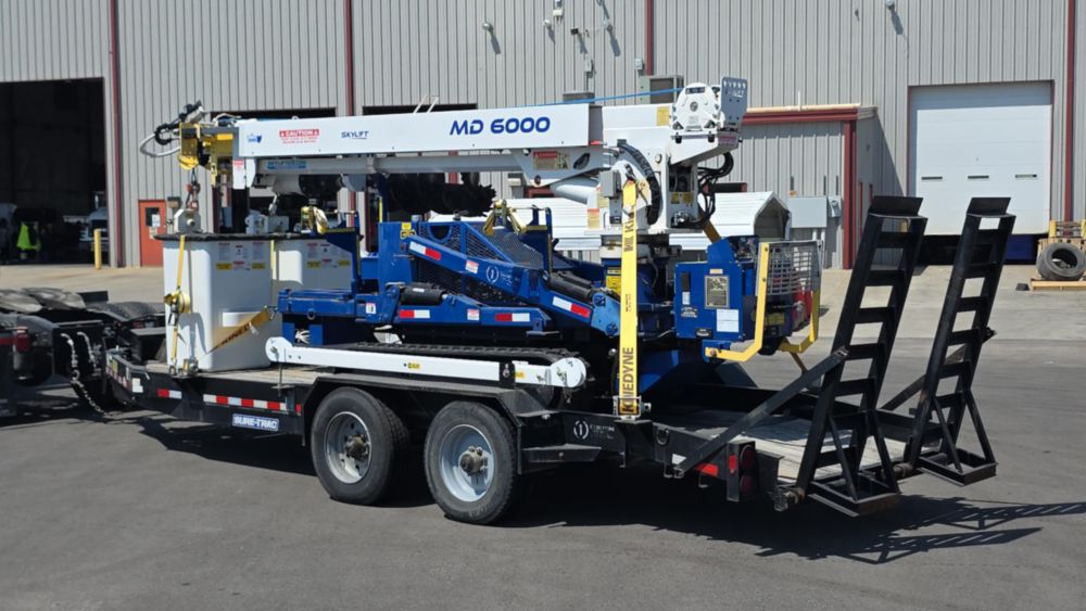 2019 Skylift 2573-MDS6000-LP Backyard Mini Digger